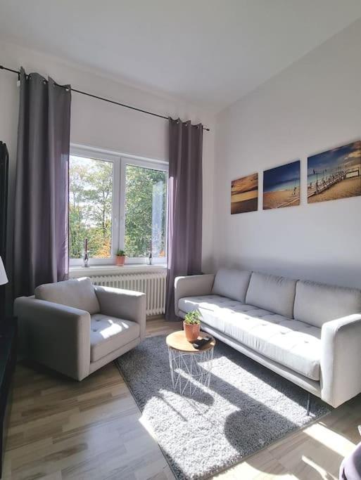Direkt Am Suedstrand! Wilhelmshaven Exterior foto